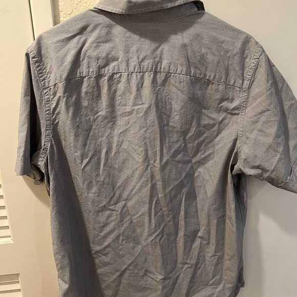 Mens Banana Republic casual summer shirt - Picture 2 of 3